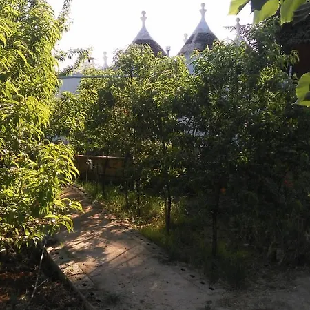 Trullo Francisco مارتينا فرانكا